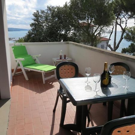 Bellavista Beachfront Apartments Quercianella Exterior photo